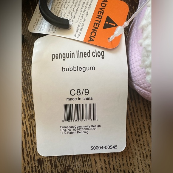 Pink penguin crocs - Picture 15 of 15